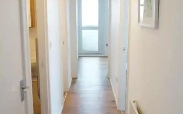 Refurbished 2 Bedroom Flat in Camden