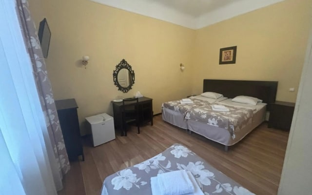 Viktorija Hotel