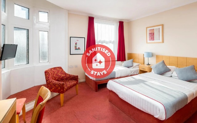 OYO New Dome Hotel