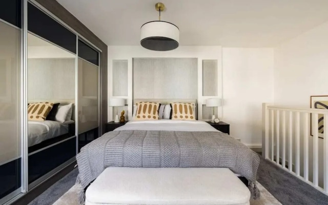 The Battersea Secret - Modish and Bright 1bdr Flat