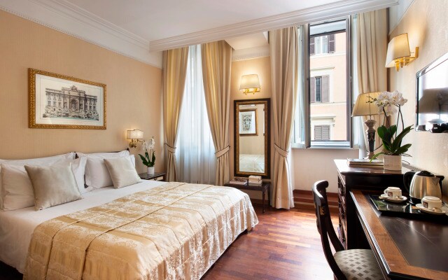 Hotel Cecil