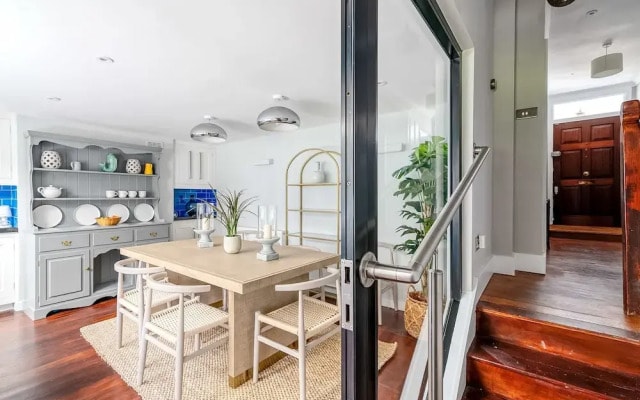 Grandeur Islington Home