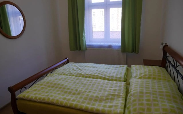 Moskevská 40