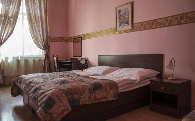 Hotel Victor