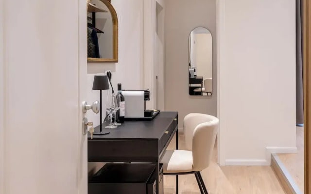 Romart luxury rooms