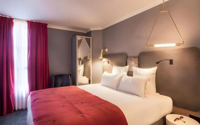 Handsome Hotel