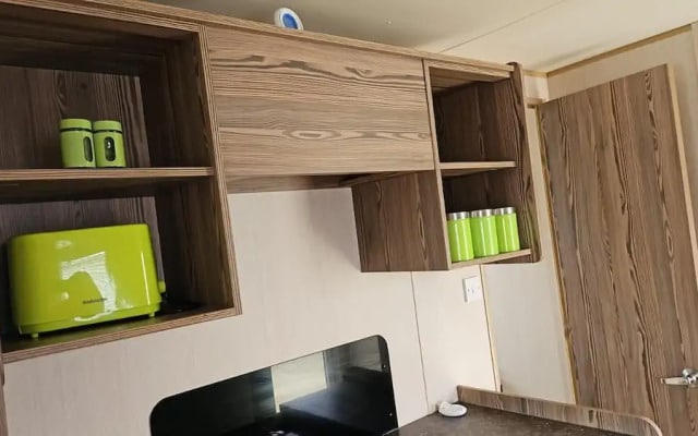 3 Bed Caravan - Near Beach, 5 Star Reviews, Wifi