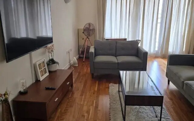 2 Bed Apartment Central London Canary Wharf