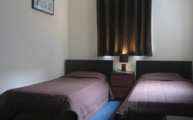 Adare Hotel