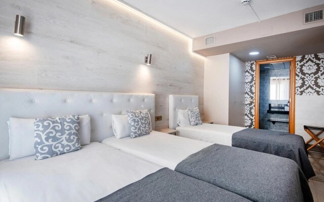 Apartments Ramblas 108