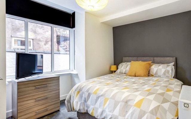 Townhouse Plus @ 166 Edleston Road Crewe