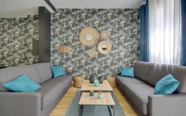 195-Suite Royal in Paris