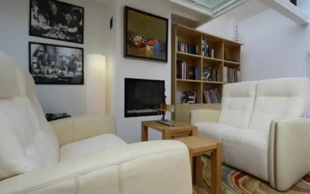Loft & Studio