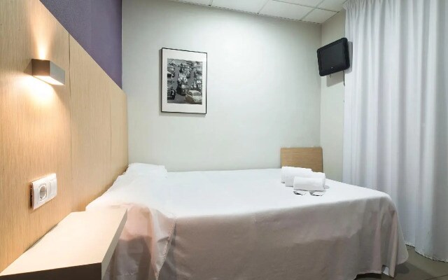Fga Hostal Putxet, Barcelona, España