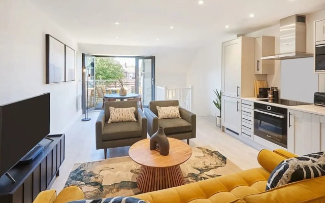 Host Stay St Johns Mews
