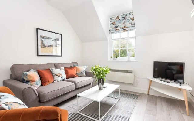 Feversham House