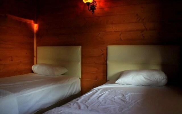 Huzur Motel