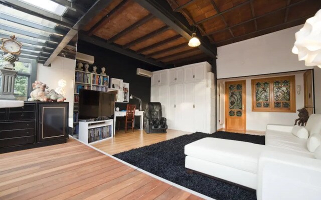 Watermelon - Modernist Terrace Flat II