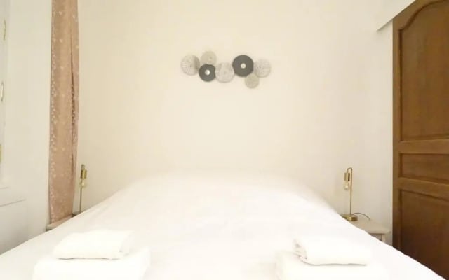 Square-bnb - Appartement avec jardin à 10 min de Disneyland