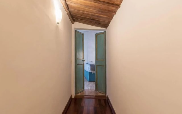 Unique Opportunity To Live in a Renaissance Palace - Ac/Wi-Fi