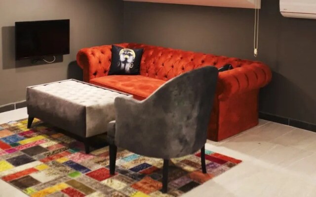 One Day Suit Hotel