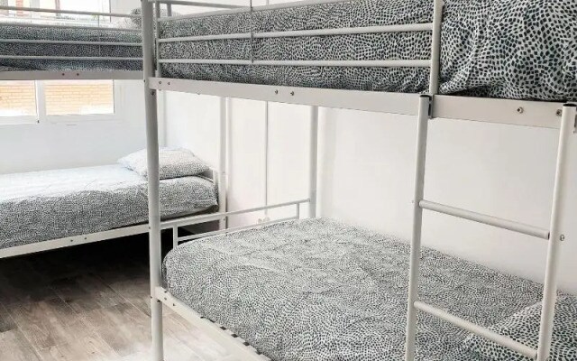 Hostel H8
