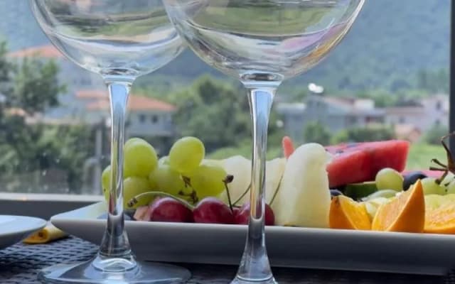 The Lavington Hotel
