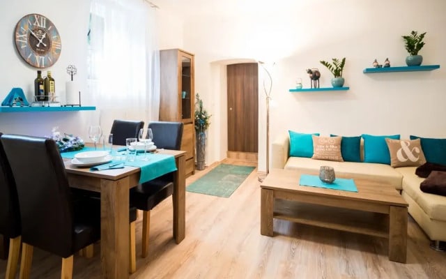 2 Bedroom Home near Prague Castle