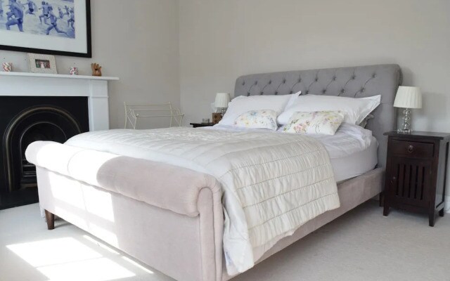 2 Bedroom House in Fulham