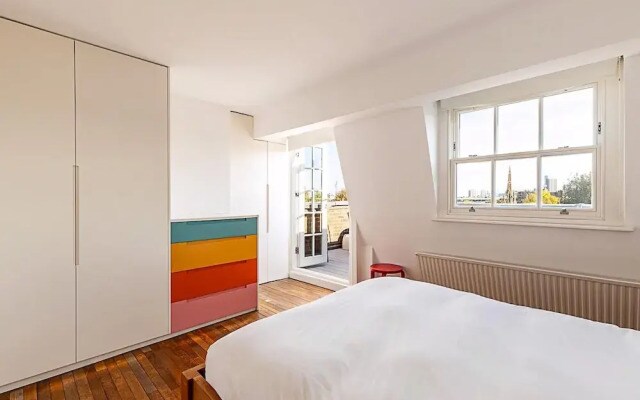 Charming Loft in Islington - Stunning View!