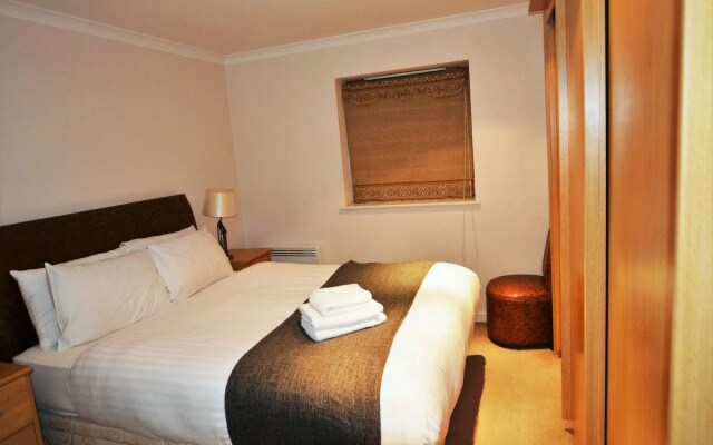 Zen Apartments - Docklands