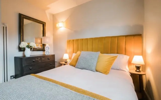 Elegant 1BR Flat in Marylebone