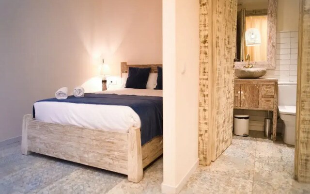 La Bodega Urban Suites