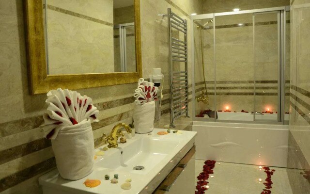 GUMUS PALACE SUITES Hotel