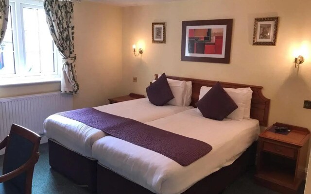 Harefield Manor Hotel