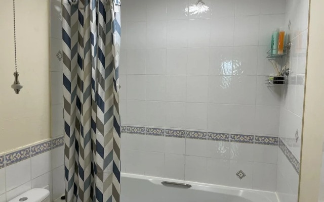 Cozy 1Br Flat Near Uel Campus Beckton/dlr/parking