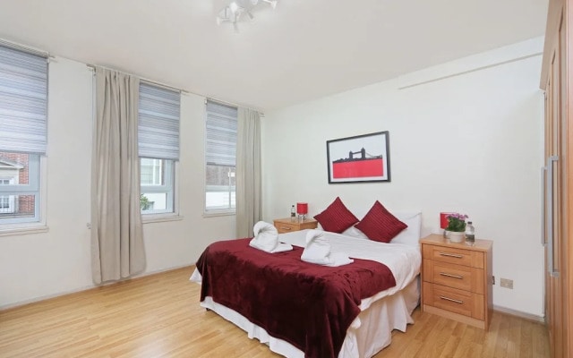 Baker Street Suites
