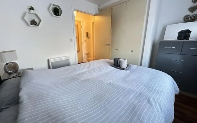 Grand Central Apartments, Centro