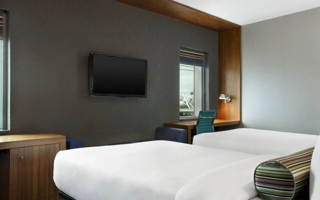 Aloft by Marriott London Excel