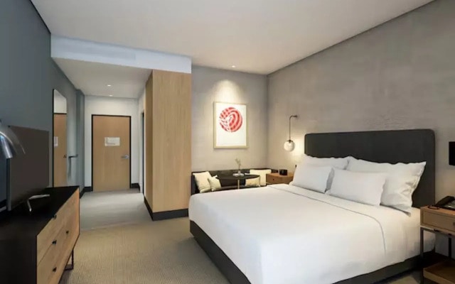 Hilton Woking