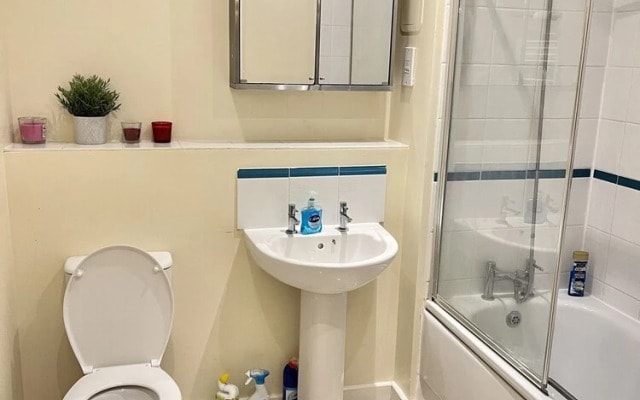 Lovely 2-bed Apartment With 2 Bathrooms in London