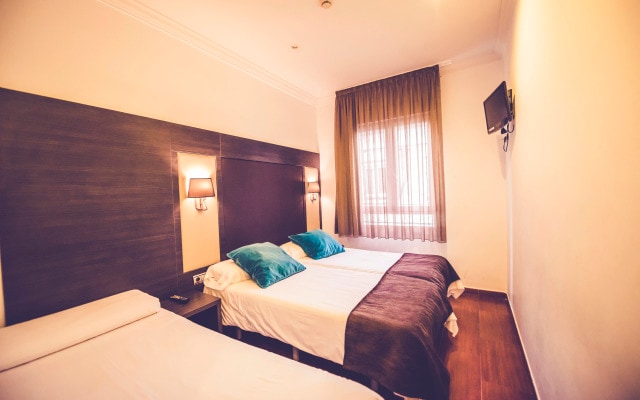 Hostal Sol Los Angeles