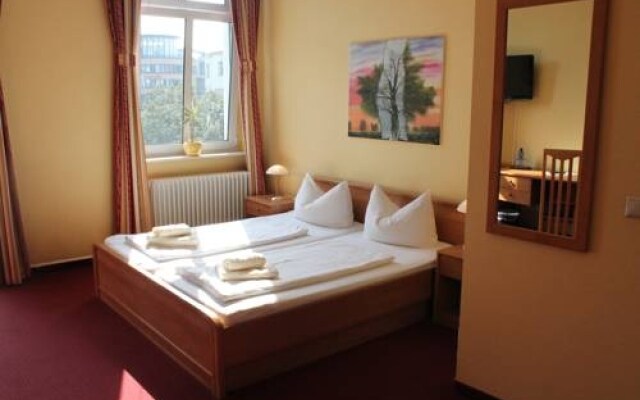 Hotel Pension Fischer am Kudamm