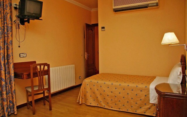 Hostal Victoria III