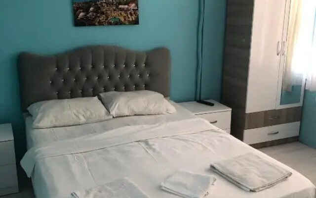 Aurora Aparthotel