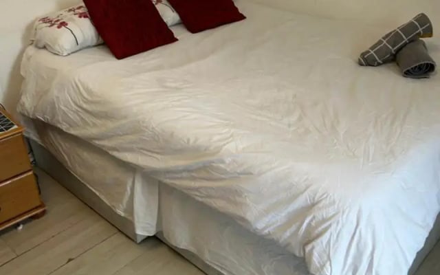 Central 4 Bed Flat in Islington London