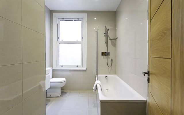 Cozy 2 Bed Apartment in Chiswick