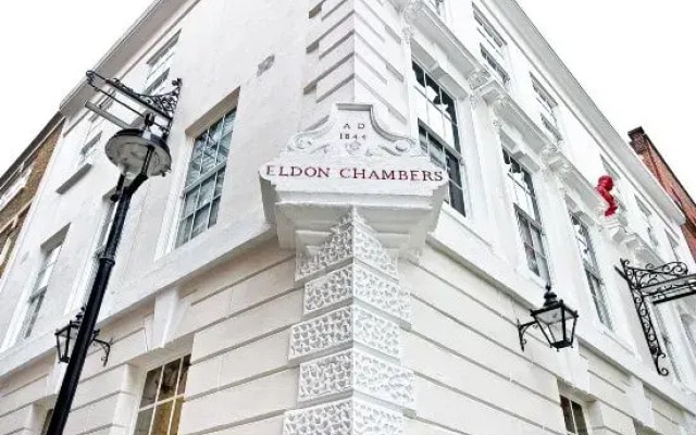 Eldon Chambers Pod 2 by City Living London