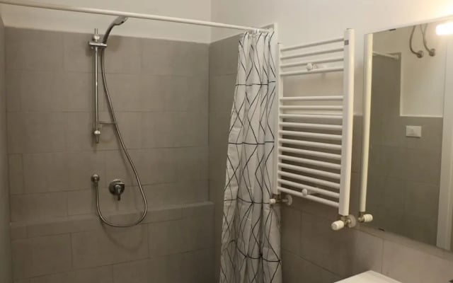 HouseInTheLight B&B
