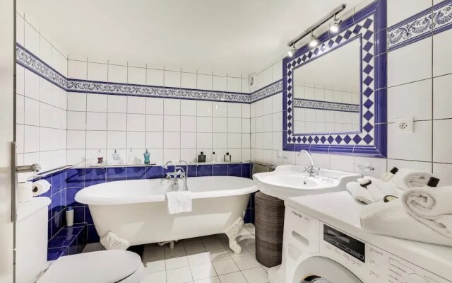 Duplex Apartment Marais